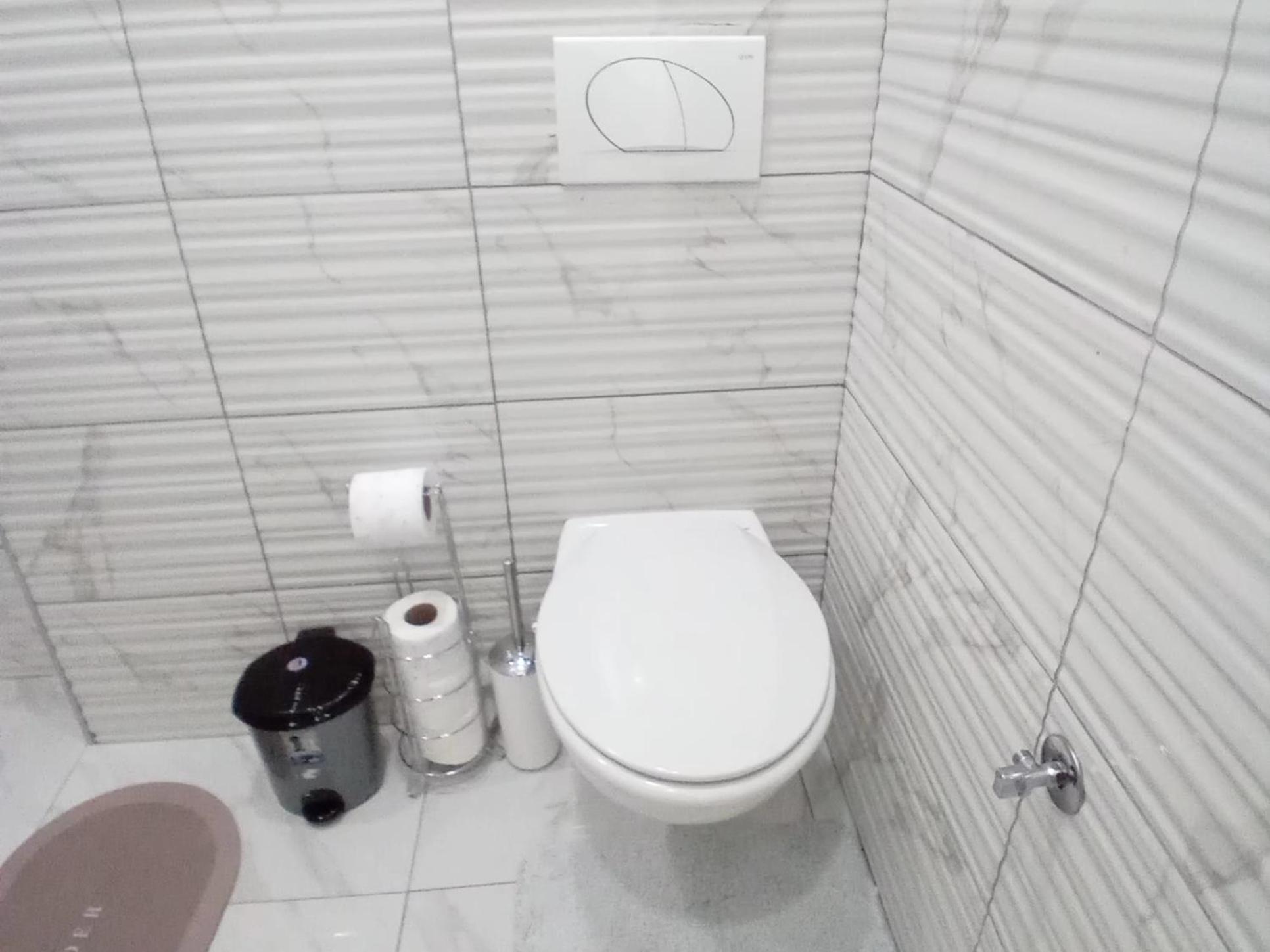 Apartman Edwin ไยเซ ภายนอก รูปภาพ