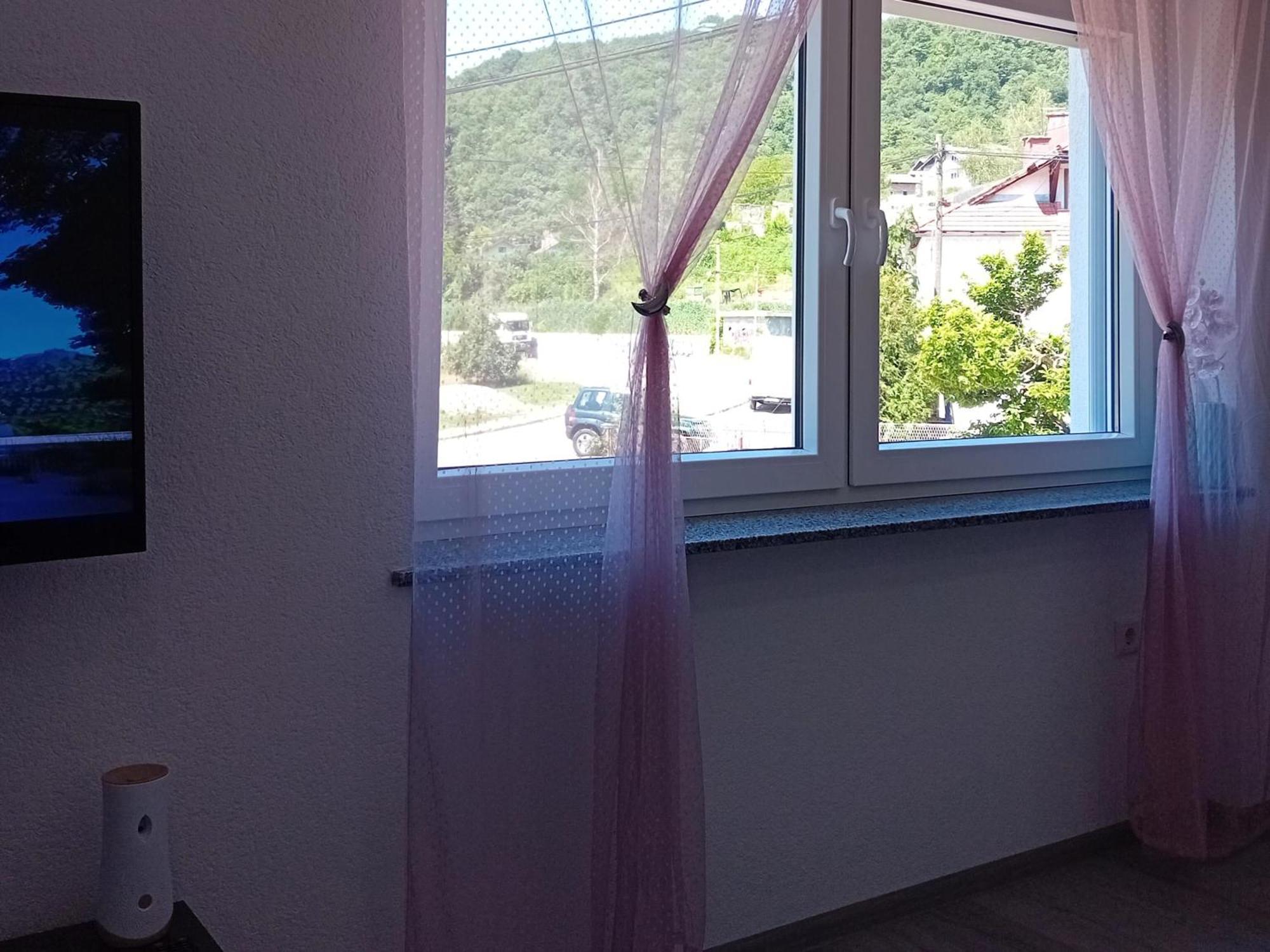 Apartman Edwin ไยเซ ภายนอก รูปภาพ