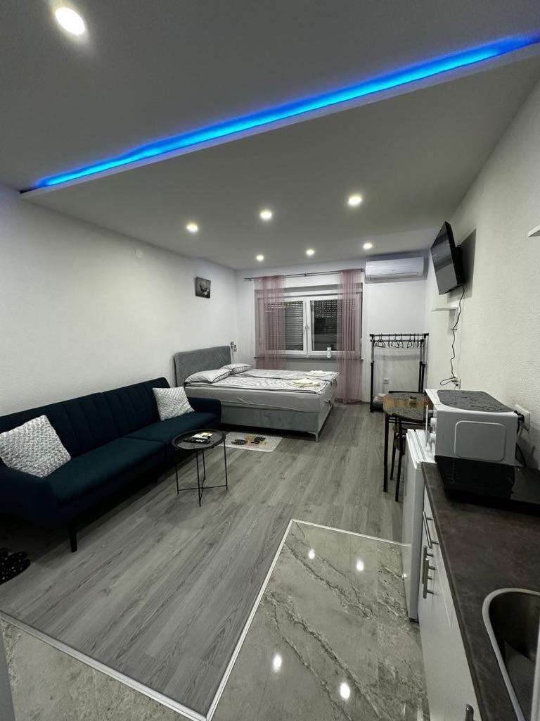Apartman Edwin ไยเซ ภายนอก รูปภาพ
