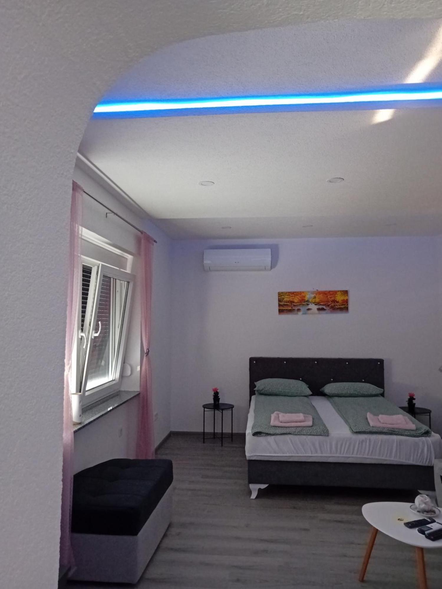 Apartman Edwin ไยเซ ภายนอก รูปภาพ